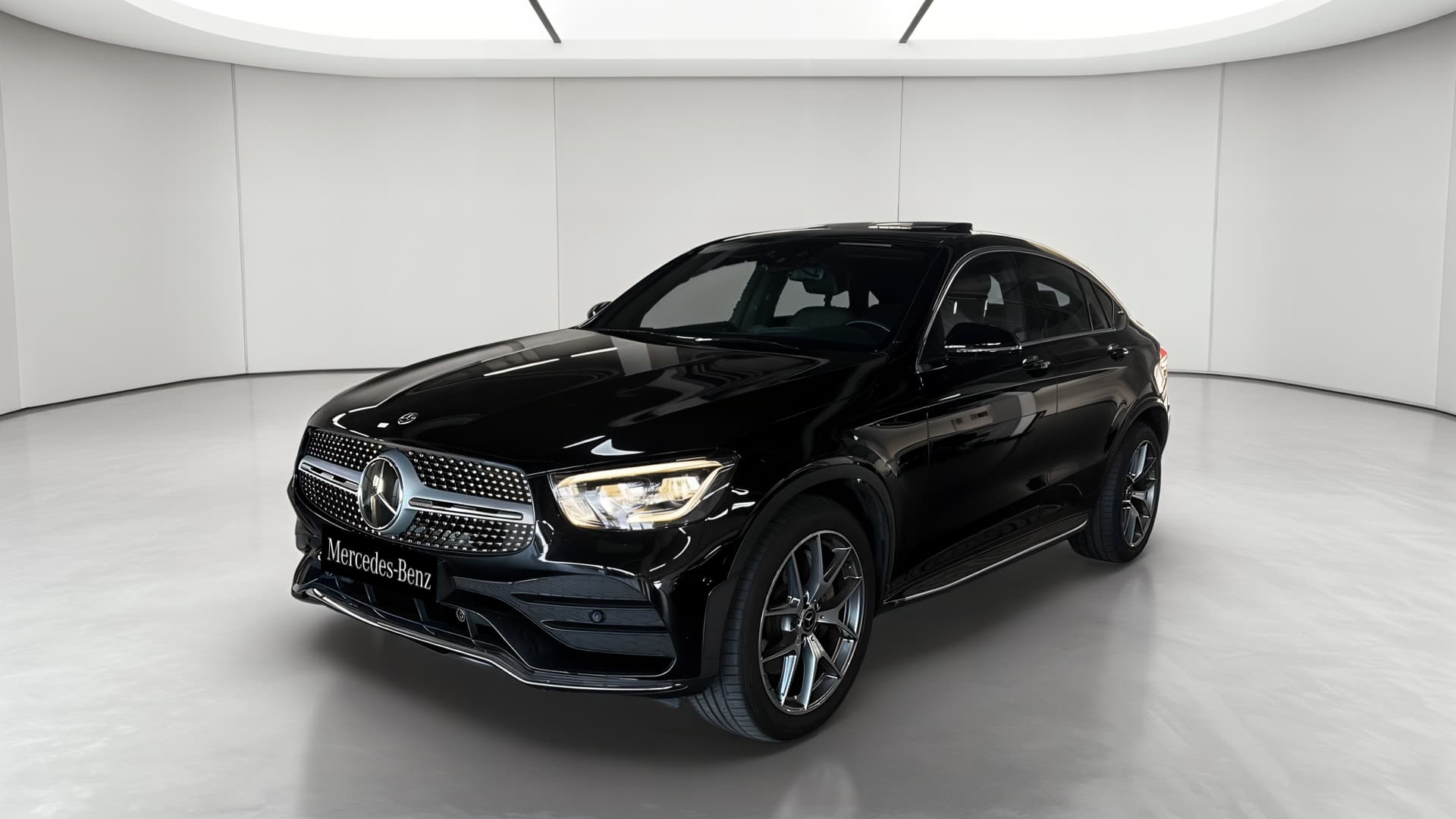 Mercedes-Benz GLC Coupé 220 d 9G-Tronic 4Matic Launch Edition AMG Line — 3/4 avant gauche
